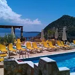 John & George Hotel