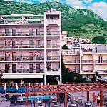 Hotel John & George