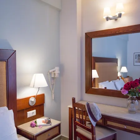 John & George Hotel 4*