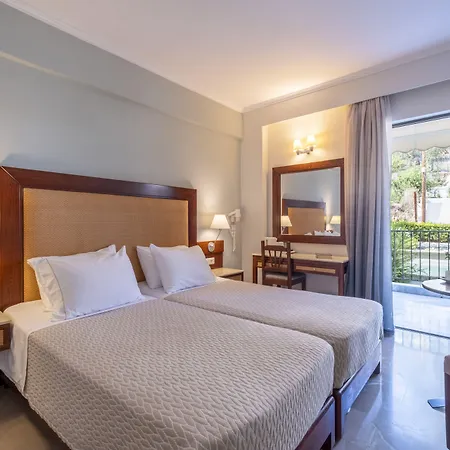 John & George Hotel 4*