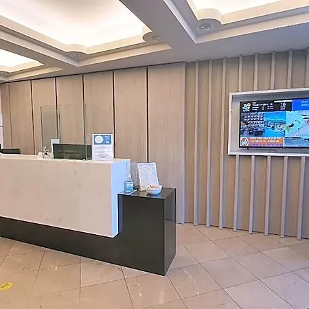 John & George Hotel 4*