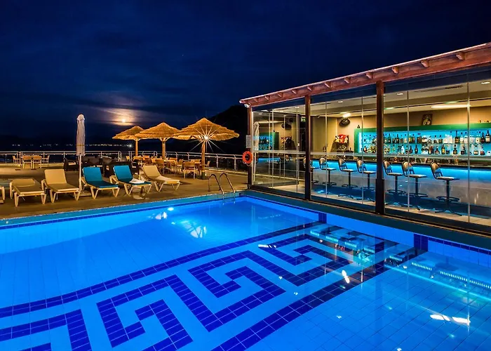 John & George 4* Толон